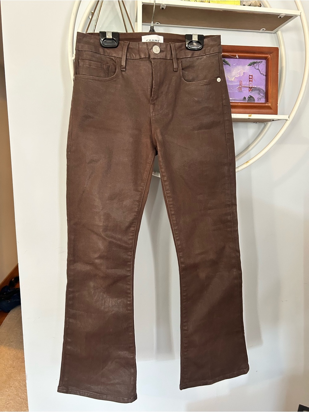 Frame Women’s 26 Le Crop Mini Boot Coated in Dark Chocolate Pants